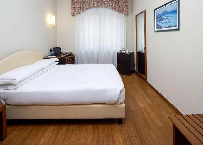 Hotel con tennis: Best Western Hotel Crimea